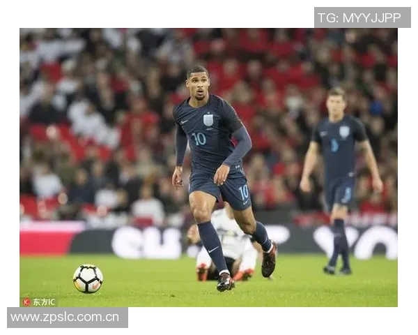 奇克重返英格兰国家队七年后获赠纪念帽子表达喜悦之情