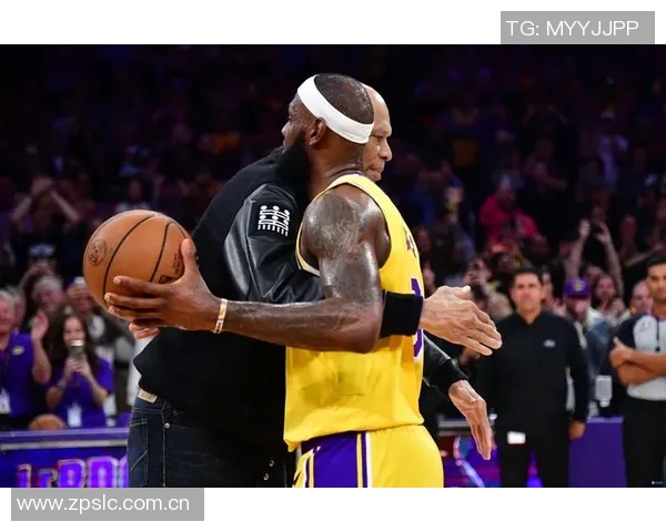 詹姆斯球迷起诉案引发律师笑声背后的故事与争议