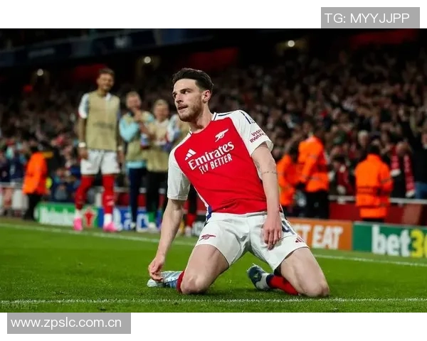 阿森纳庆祝本怀特28岁生日球员为球队贡献163场6球12助