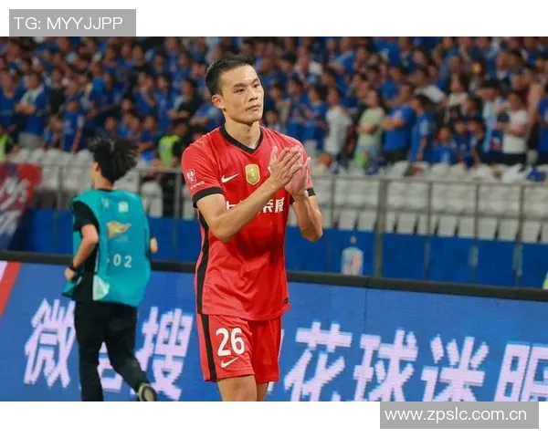 上海海港队提前集结备战训练中中秋节期间不放松全力以赴迎接挑战