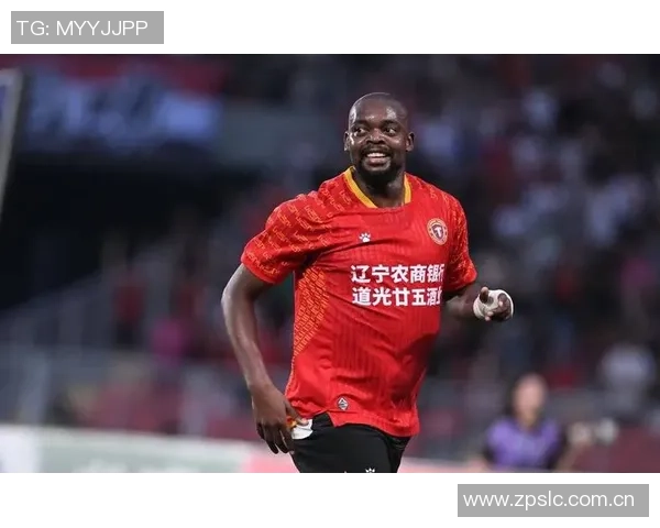 外援瓦吉奇抵达曼谷费利佩安以恩姆本扎齐聚球队备战新赛季