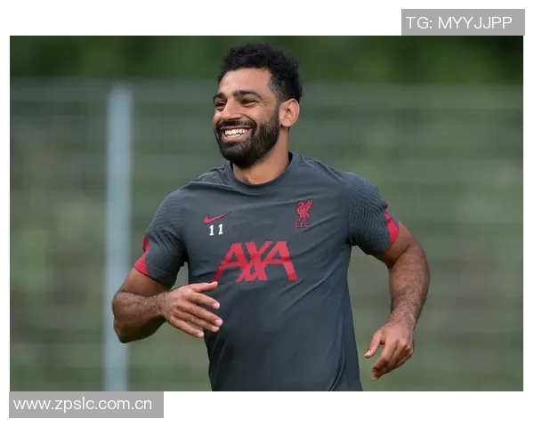 萨拉赫健身房训练照曝光腹肌线条引发粉丝热议与赞叹