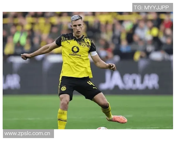 拜仁欲引进施洛特贝克多特尚未与其续约引关注